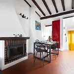 Studio Appartement Quartier Saint-Michel Notre-Dame 2 Free Netflix